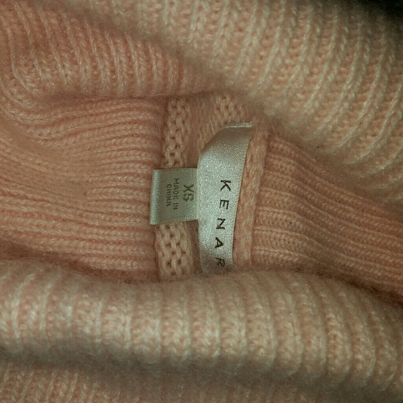 Kenar Turtleneck Sweater - Picture 3 of 6